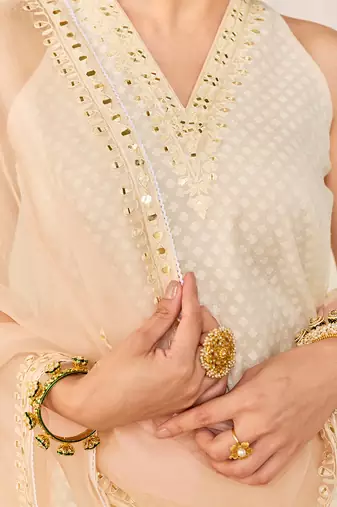 Daisy ivory embroidered chanderi silk kurta set