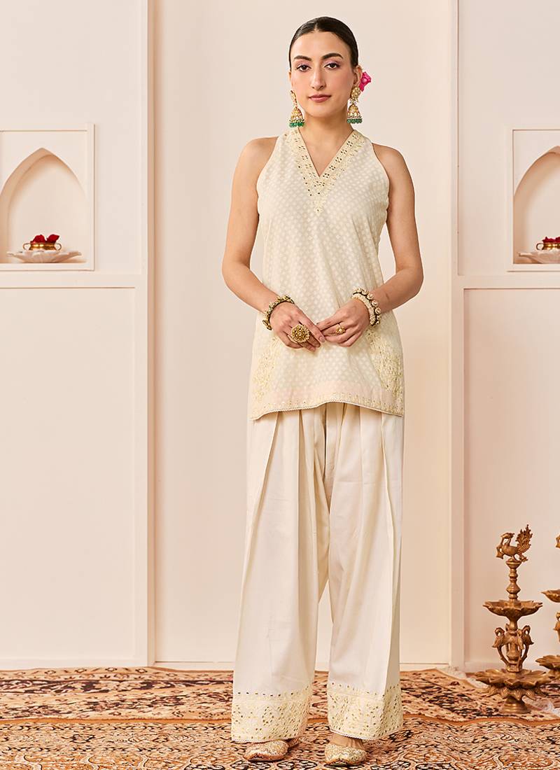 Daisy ivory embroidered chanderi silk kurta set