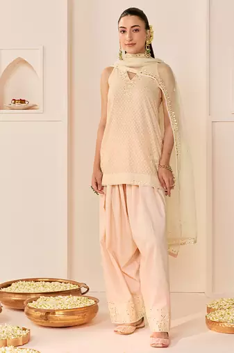 Carnation pink embroidered chanderi silk kurta set