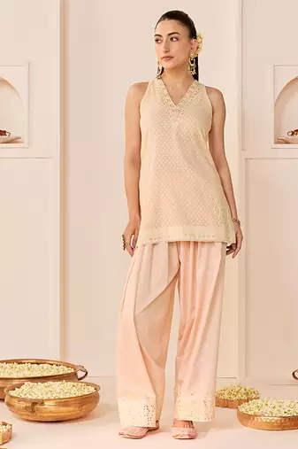 Carnation pink embroidered chanderi silk kurta set