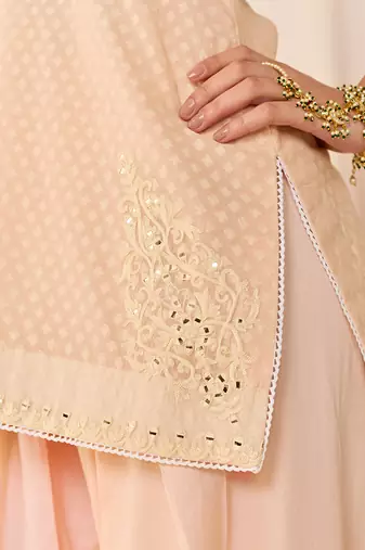Carnation pink embroidered chanderi silk kurta set