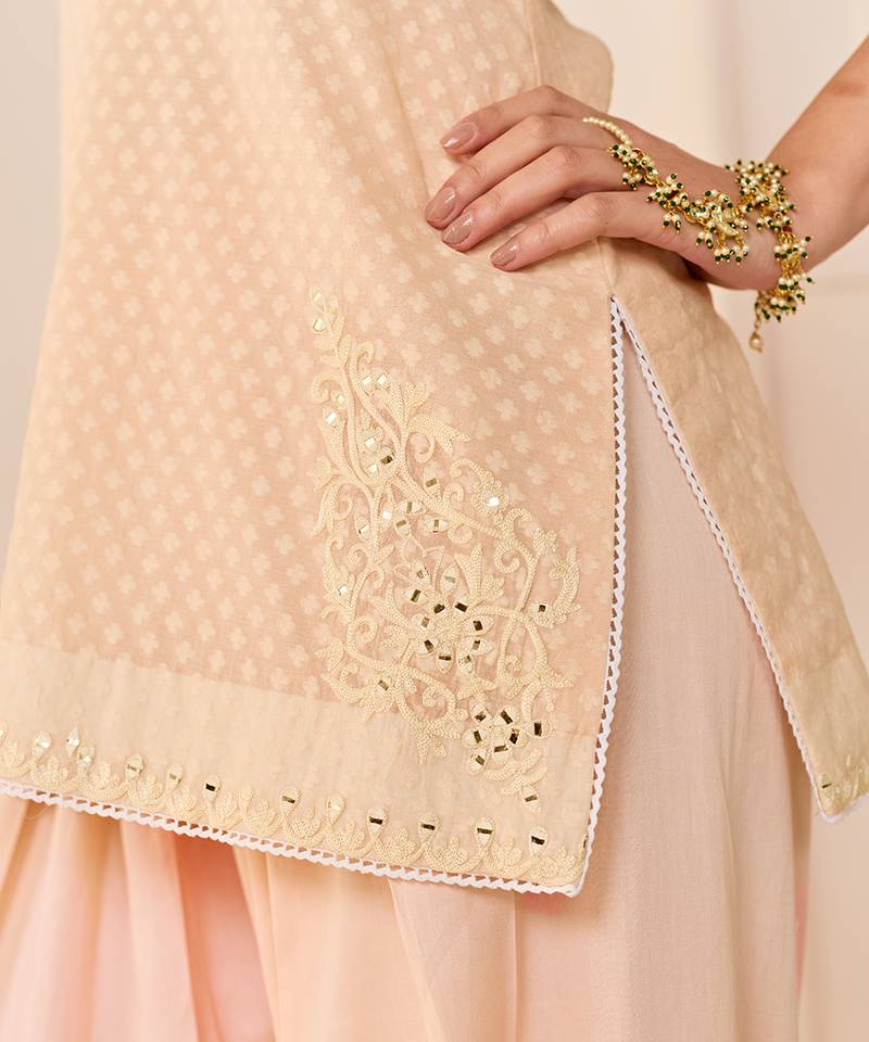 Carnation pink embroidered chanderi silk kurta set
