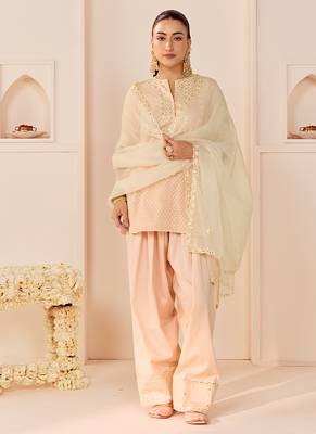 Carnation pink embroidered chanderi silk kurta set 1