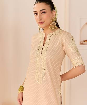 Carnation pink embroidered chanderi silk kurta set 3