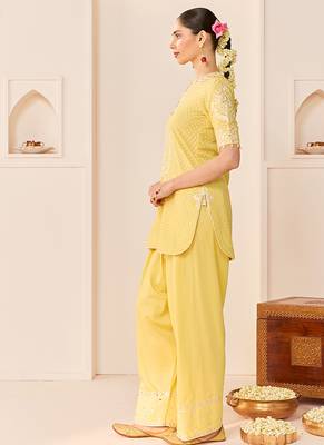 Lemon yellow embroidered chanderi silk kurta set 4