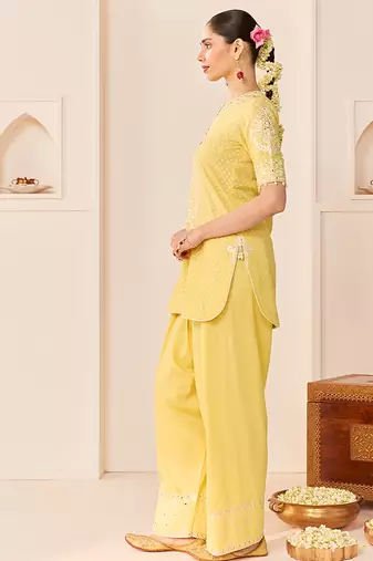 Lemon yellow embroidered chanderi silk kurta set