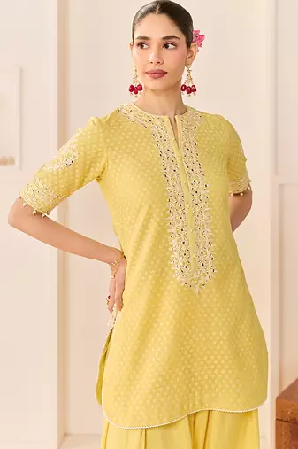 Lemon yellow embroidered chanderi silk kurta set