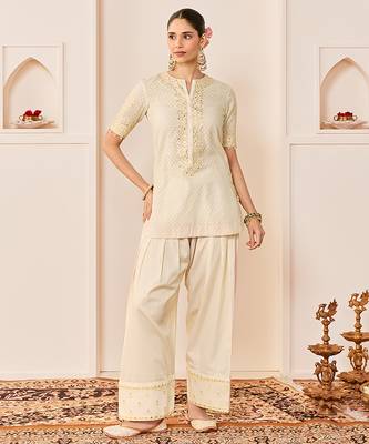 Daisy ivory embroidered chanderi silk kurta set 5