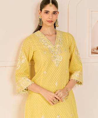 Lemon yellow embroidered chanderi silk kurti set with skirt 5