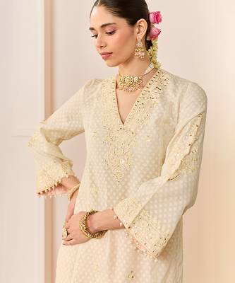 Daisy ivory embroidered chanderi silk kurti set with skirt 5