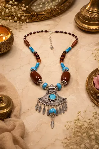 Earthy elegance assorted beads necklace