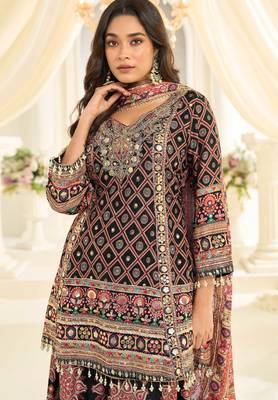 Black embroidered crepe sharara 2