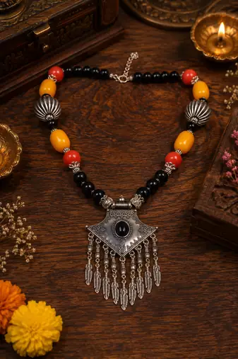 Cultural essence beaded necklace with german silver pendant