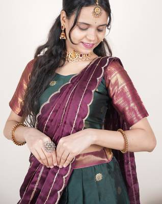 Green woven art silk lehenga choli 5