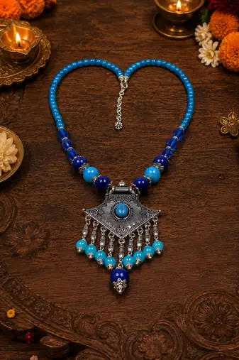 Artisan multi-beads necklace