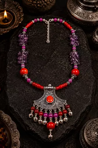 Rustic assorted beads necklace