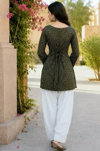 Women's bandhej printed straight top with pant set for women