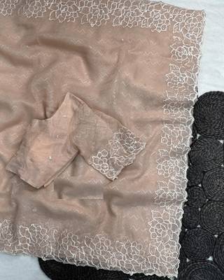 peach thread embroidery simmer saree 4