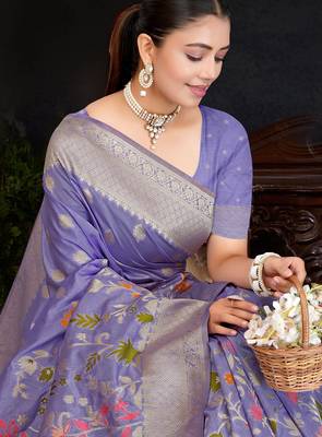  Lavender silk blend Saree with Zari & Floral Thread Work 2