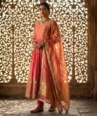 Pink satin embroidered gown set 3