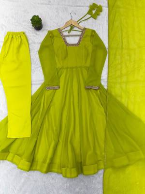 Parrot green georgette plain gown set 4