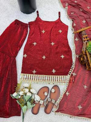 Maroon silk blend embroidered sharara set 4