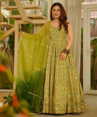 Olive organza printed gown set 3