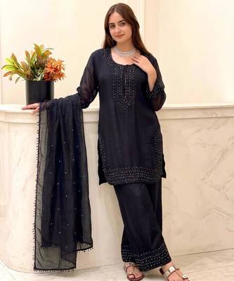 Black silk blend embroidered palazzo set 1