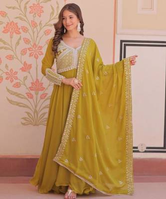 Yellow georgette embroidered gown set 3