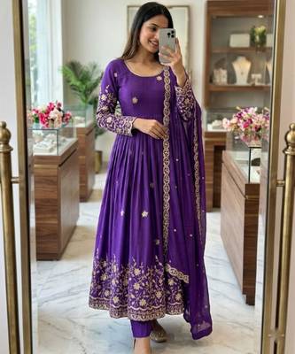 Purple silk blend embroidered gown set 1