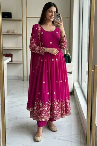 Pink silk blend embroidered gown set