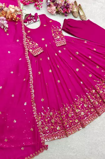 Pink silk blend embroidered gown set