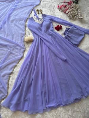 Lavender georgette plain gown set 3