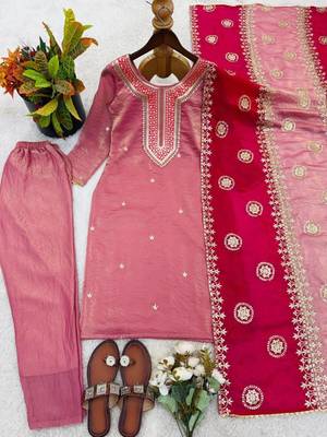 Pink silk blend embroidered salwaar kameez 4