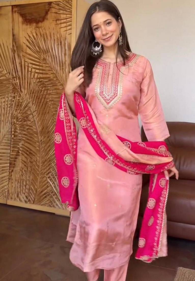 Pink silk blend embroidered salwaar kameez