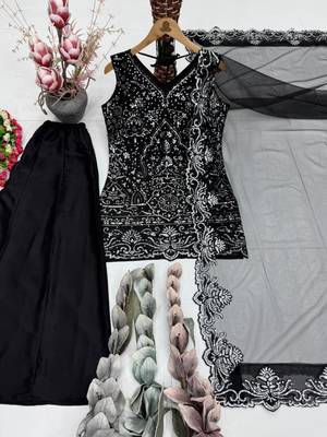 Black georgette embroidered palazzo set 4