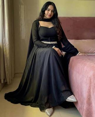 Black faux georgette plain anarkali set 3