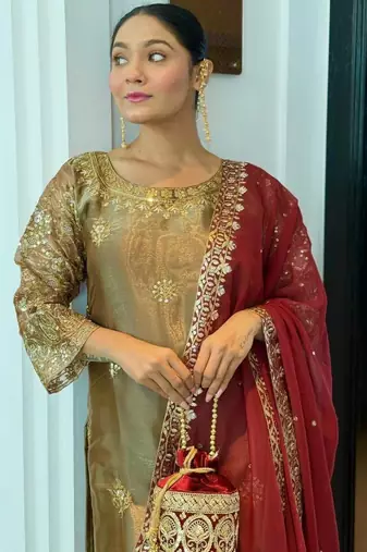 Champagne silk blend embroidered kurta set