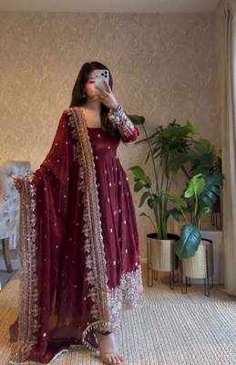 Maroon georgette embroidered anarkali set 3