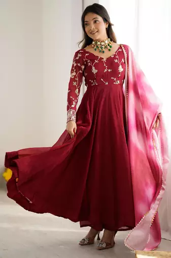 Magenta silk blend embroidered gown set