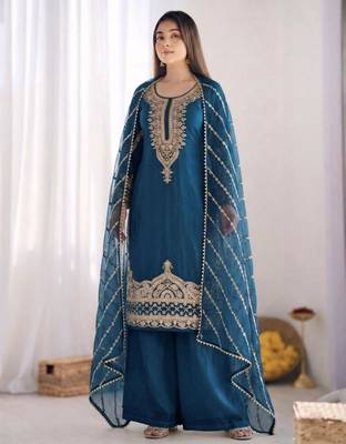 Teal silk blend embroidered palazzo set 2