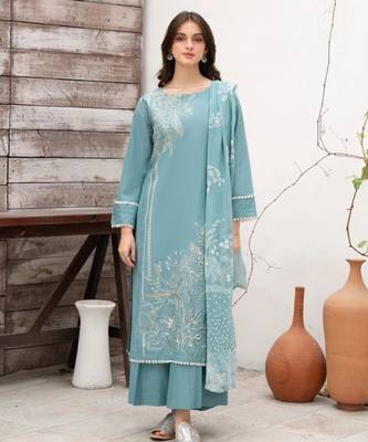 Sky blue silk blend embroidered kurta set 1