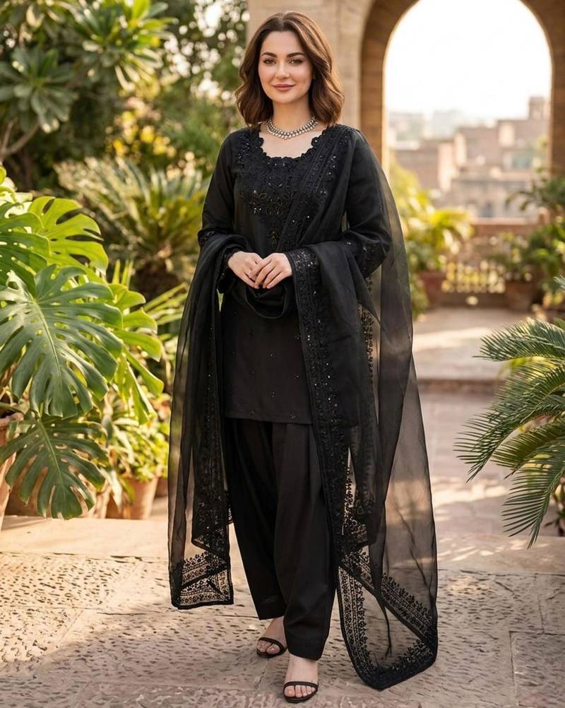 Black crepe embroidered Farshi salwar set