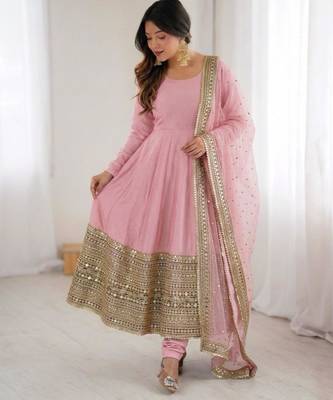 Pink silk blend embroidered anarkali set 2