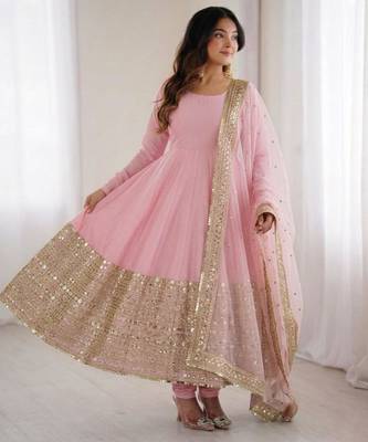 Pink silk blend embroidered anarkali set 3