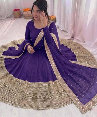 Blue silk blend embroidered anarkali set 3