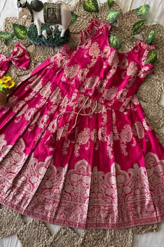Ranipink banarasi silk kids lehenga choli set with zari jacquard work for girls
