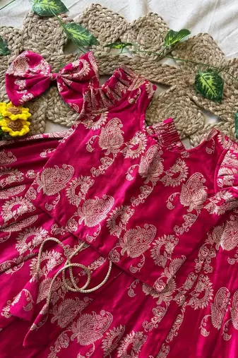 Ranipink banarasi silk kids lehenga choli set with zari jacquard work for girls