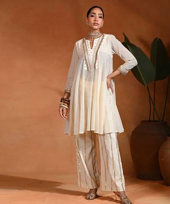 Ivory embroidered linen jute indo western kurta set 1