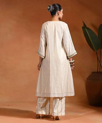 Ivory embroidered cotton lurex kurta set 2